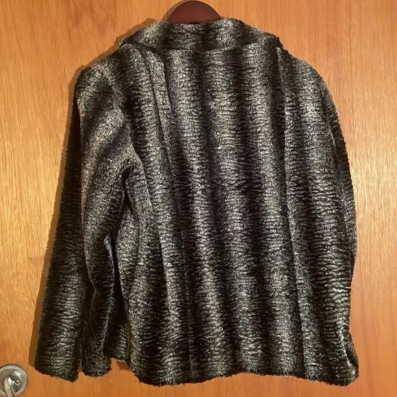 Chico's Faux Fur Striped Jacket. 3 - Picture 4 of 4